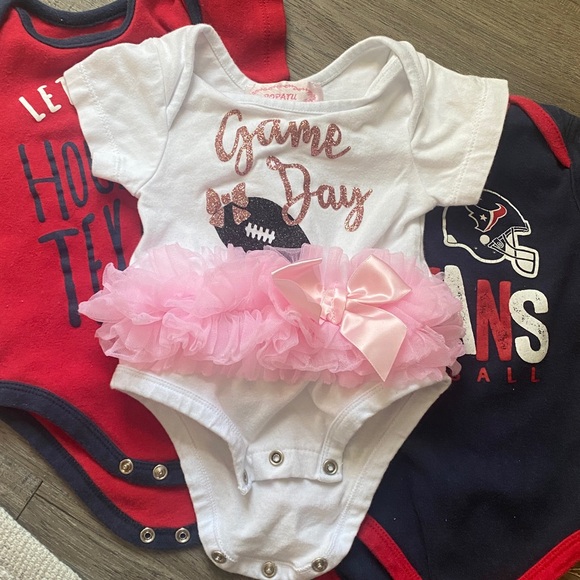 NFL Houston Texans Red and Blue Bodysuits - Picture 3 of 5